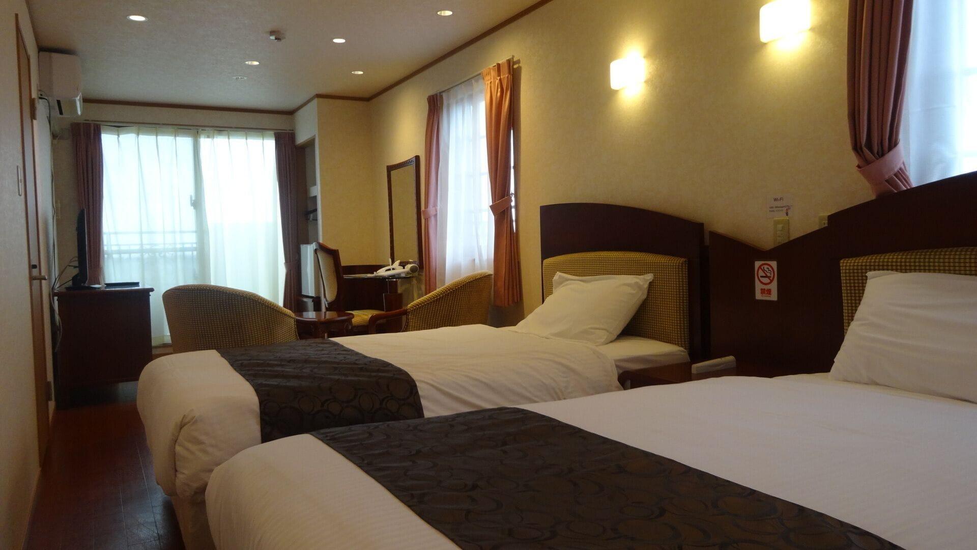 Hotel Castlevillage Miyakojima מראה חיצוני תמונה
