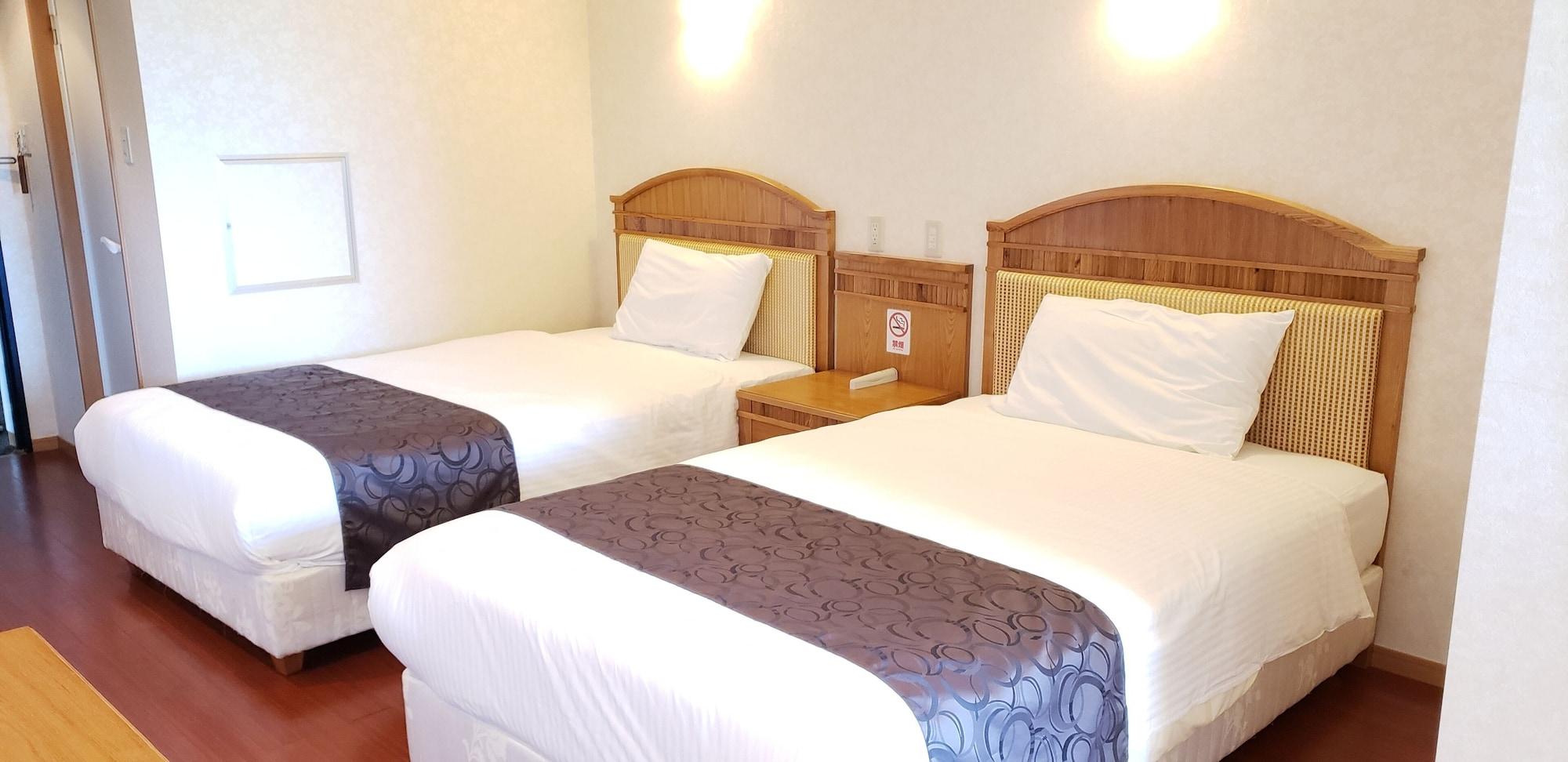 Hotel Castlevillage Miyakojima מראה חיצוני תמונה