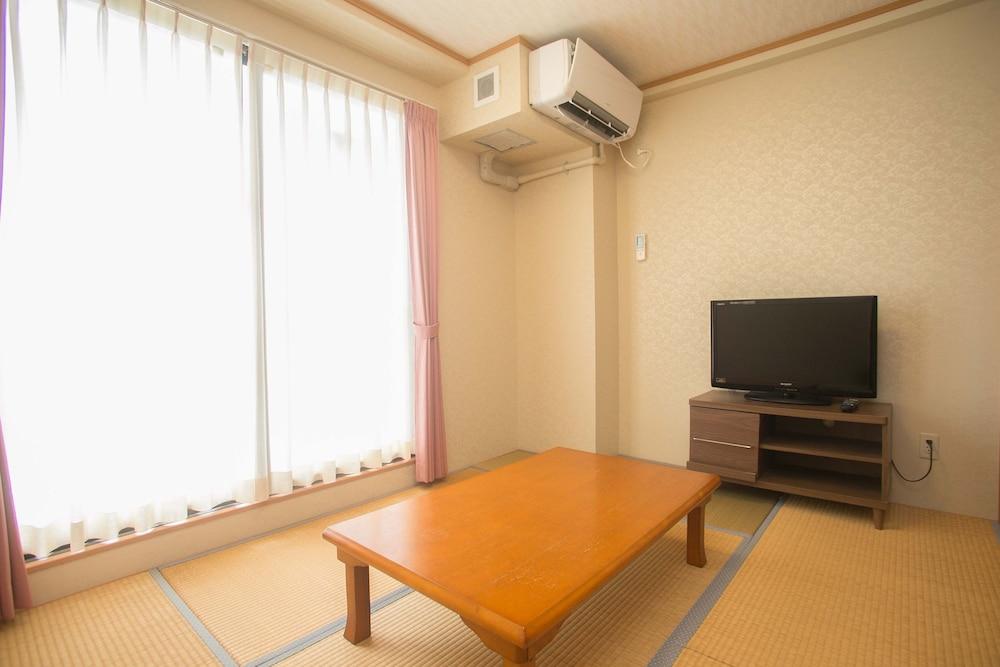 Hotel Castlevillage Miyakojima מראה חיצוני תמונה